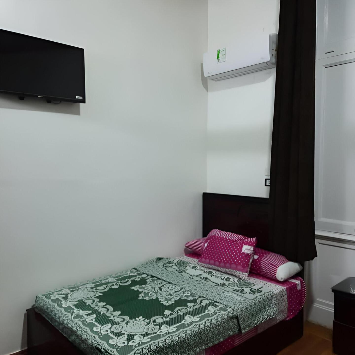 Mina Elsalam Hostel Cairo