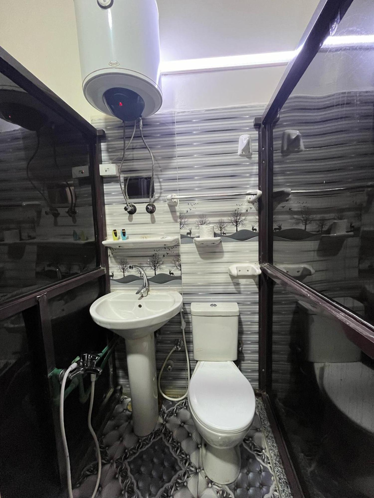 Mina Elsalam Hostel Cairo